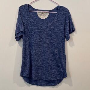 Wilfred Free Aritzia Heathered Blue Basic Tee Casual Scoop Neck